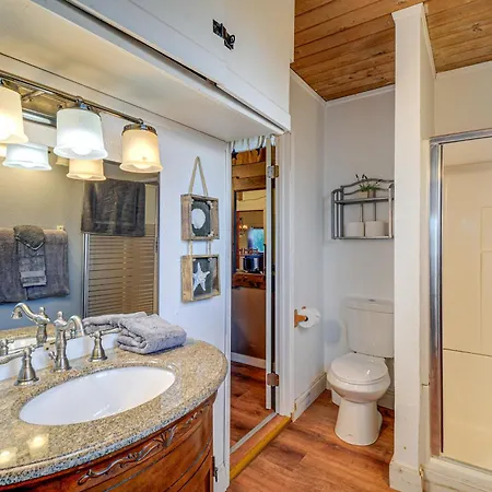Pet-Friendly Washington Retreat With Hot Tub And Deck! Villa Ocean Shores Exterior photo